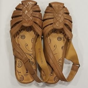Women's sandals tan leather size 8.5M